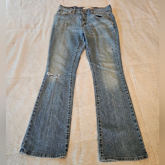 Levi's 515 Jeans Women's Bootcut Blue Denim Stretch. Size 8 - Picture 1 of 5